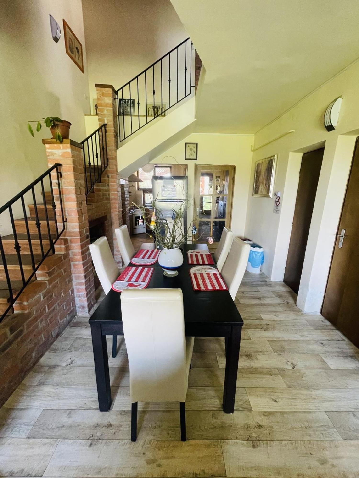 Greenpark Garden Villa Family Apartments Near Tokaj 세렌치 외부 사진